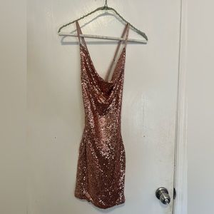 Sequins criss cross back dress